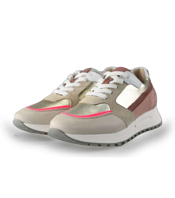 Aqa Sneakers