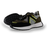 Giga Sneakers