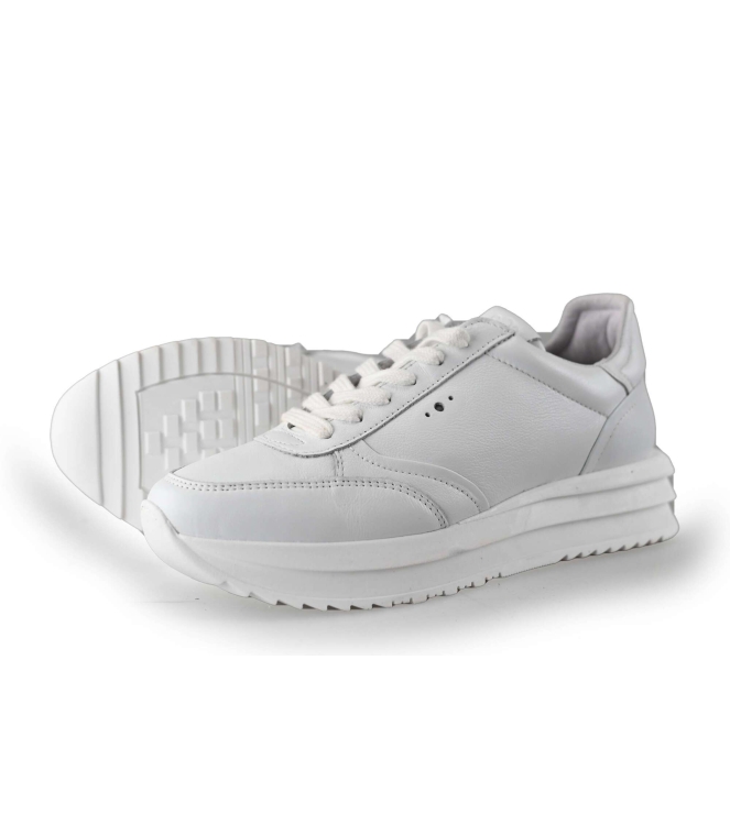 Aqa Sneakers