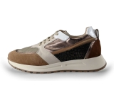 Aqa Sneakers