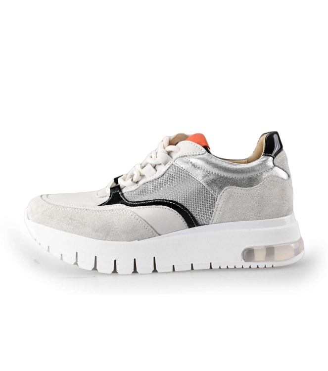 Aqa Sneakers