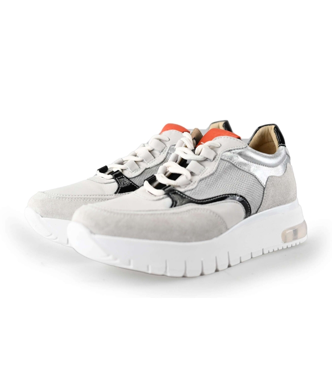 Aqa Sneakers