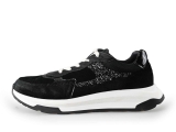Giga Sneakers