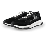 Giga Sneakers