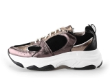 Giga Sneakers