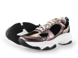 Giga Sneakers
