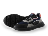 Giga Sneakers