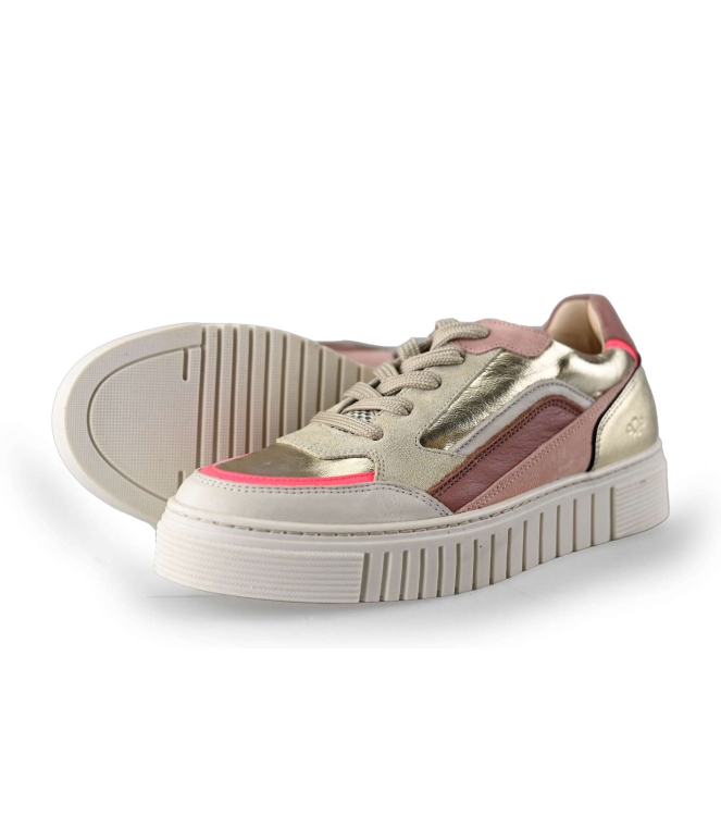 Aqa Sneakers
