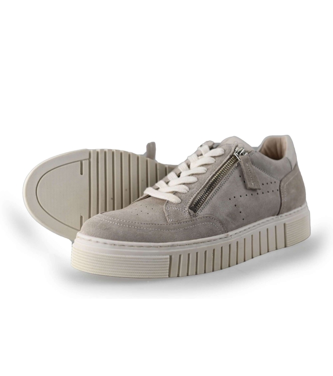 Aqa Sneakers