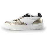 Giga Sneakers