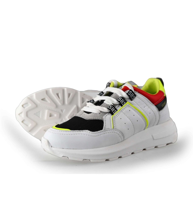 Giga Sneakers