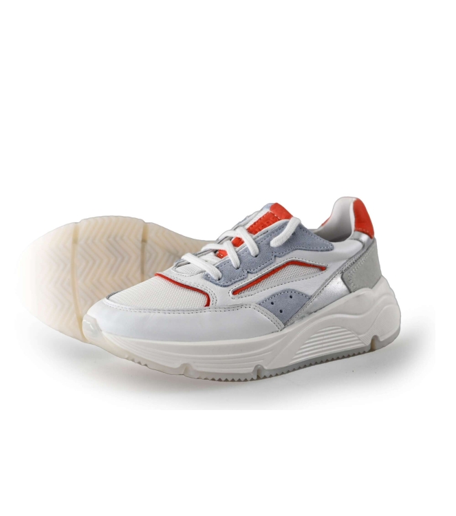 Giga Sneakers