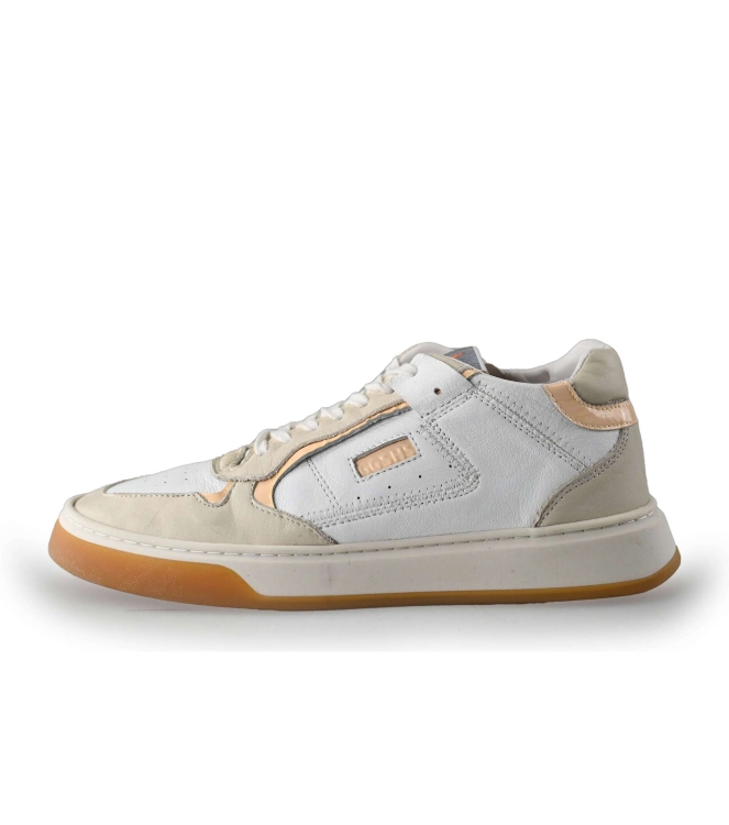Giga Sneakers