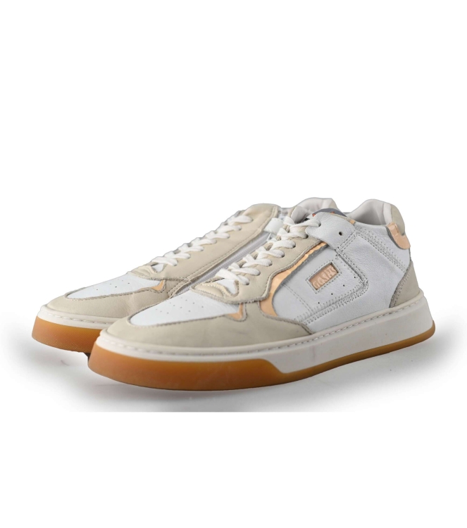 Giga Sneakers