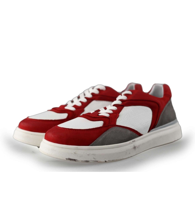Aqa Sneakers