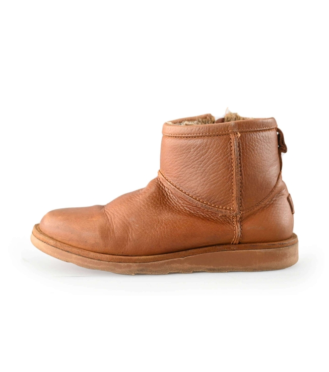 Giga Boots