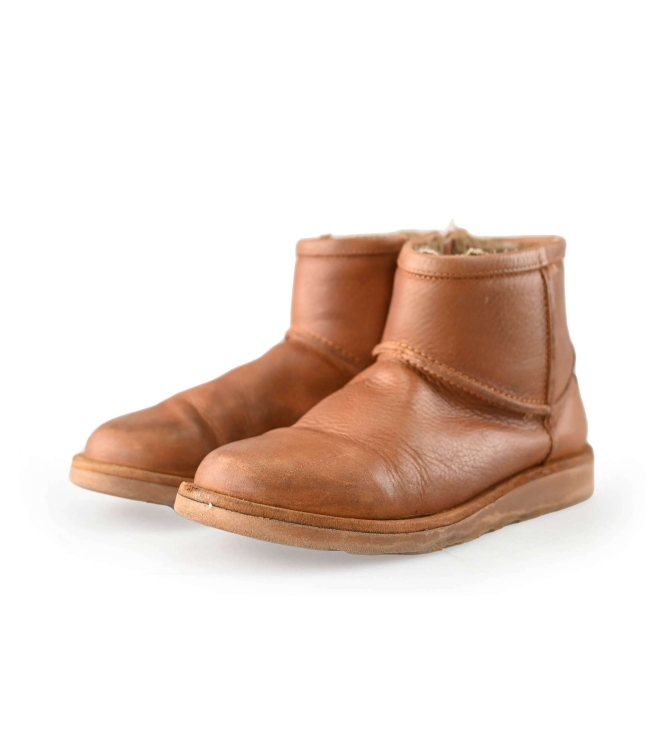 Giga Boots