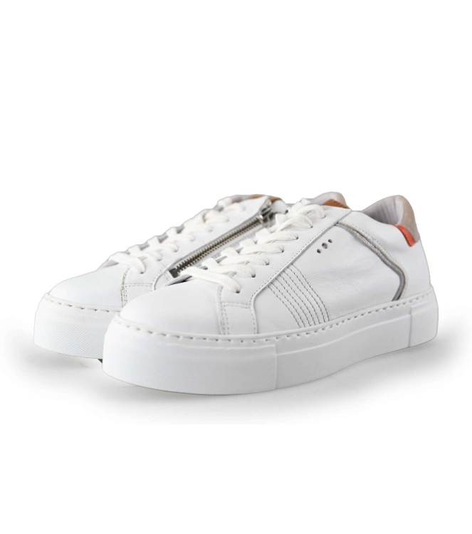 Aqa Sneakers
