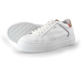 Aqa Sneakers