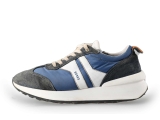 Giga Sneakers