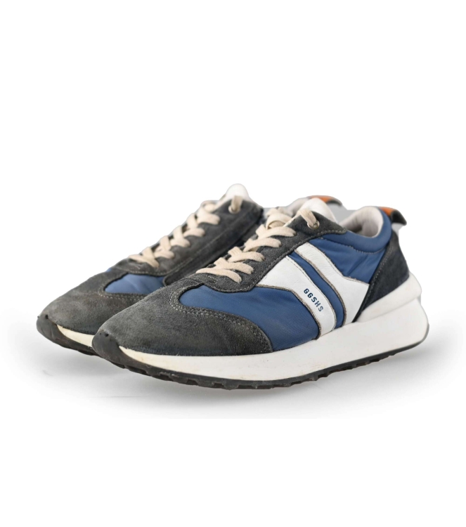 Giga Sneakers