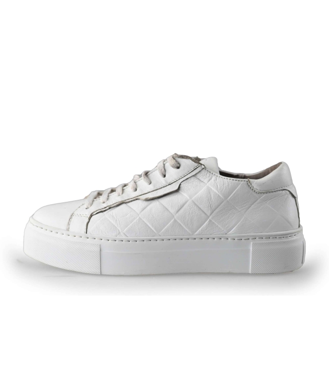 Aqa Sneakers