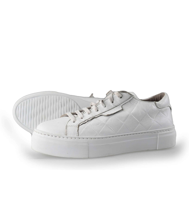 Aqa Sneakers