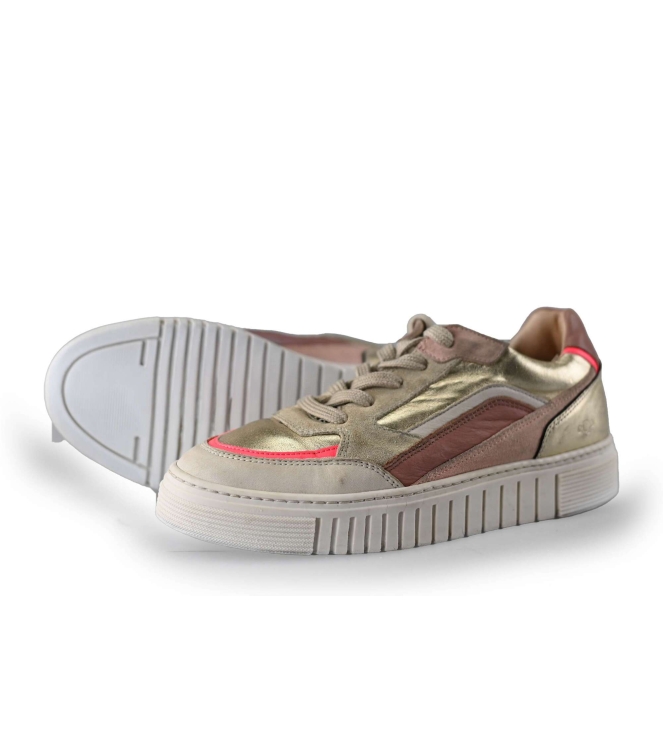 Aqa Sneakers