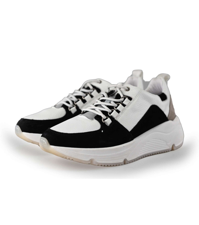 Aqa Sneakers