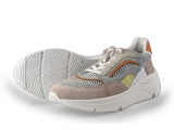 Giga Sneakers