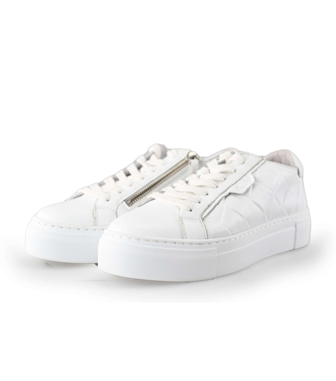 Aqa Sneakers