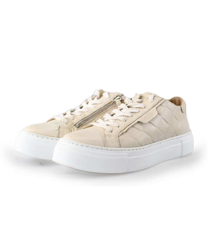 Aqa Sneakers