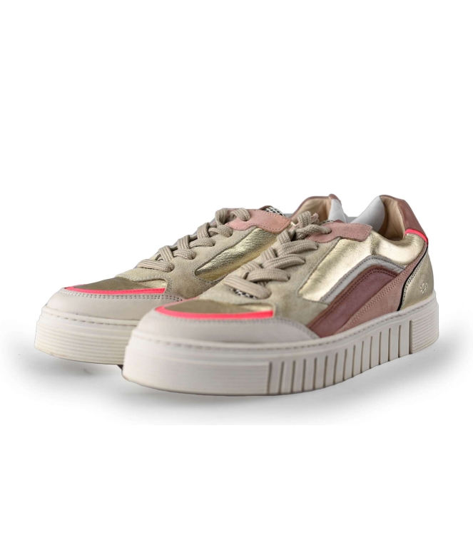 Aqa Sneakers
