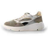 Giga Sneakers