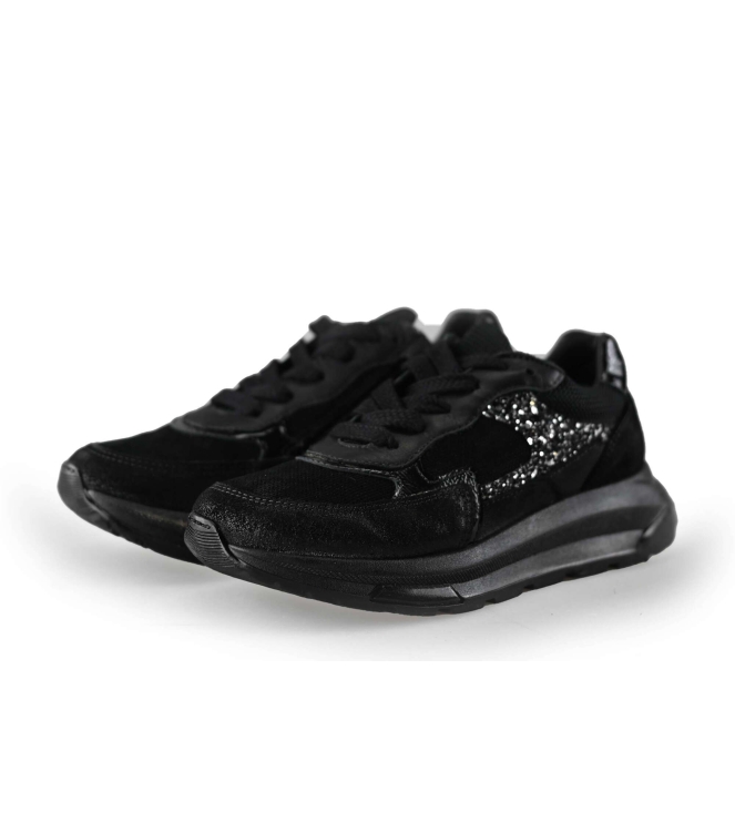 Giga Sneakers