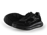 Giga Sneakers