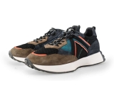 Giga Sneakers