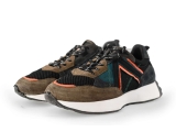 Giga Sneakers