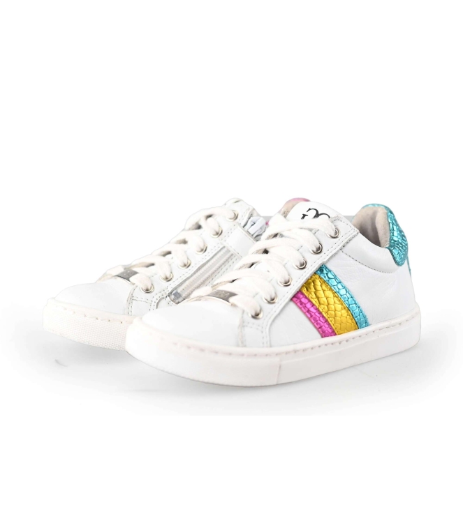 Giga Sneakers