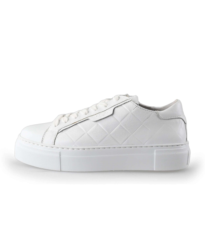 Aqa Sneakers
