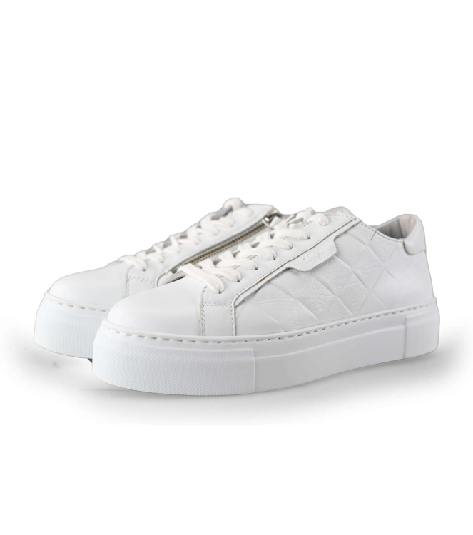 Aqa Sneakers