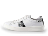 Giga Sneakers