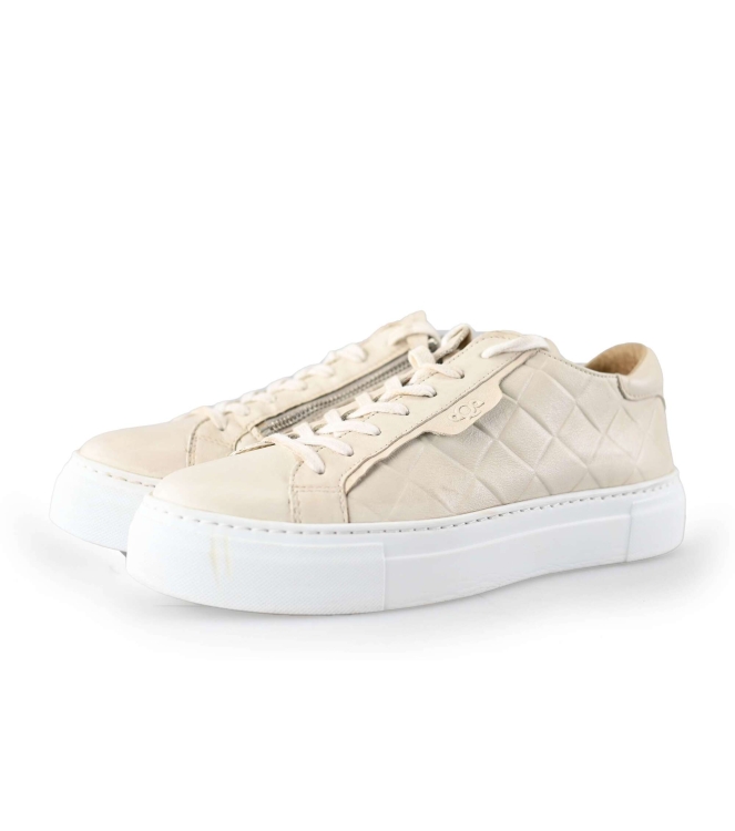 Aqa Sneakers