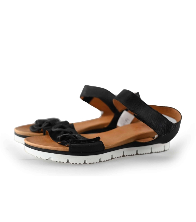 Aqa Sandalen