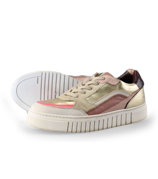 Aqa Sneakers
