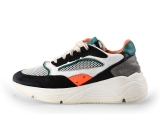 Giga Sneakers