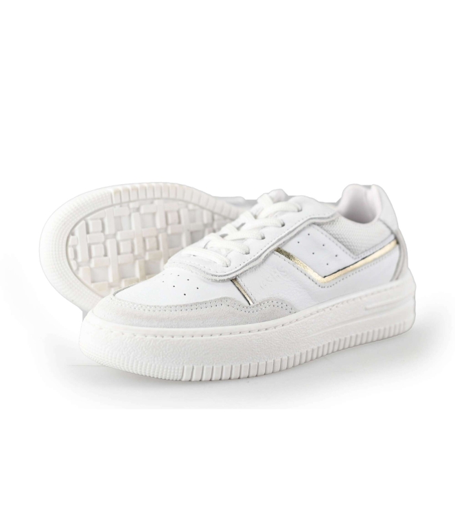 Giga Sneakers