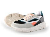 Giga Sneakers