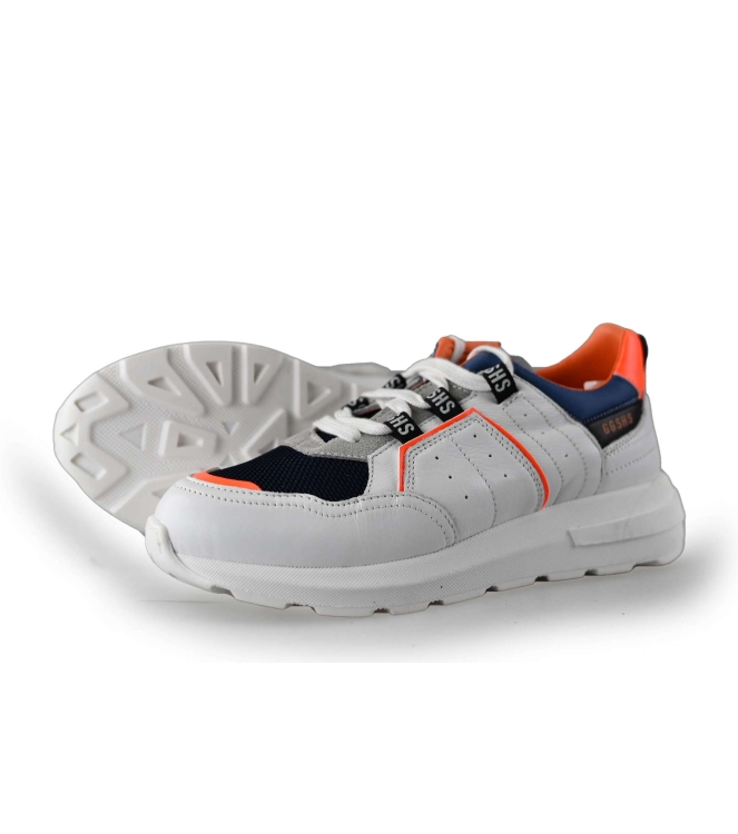 Giga Sneakers