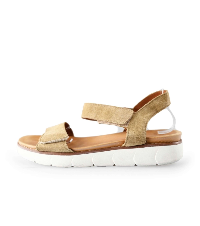 Aqa Sandalen